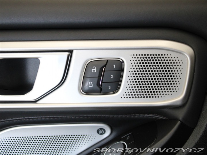 Ford Ostatní modely Explorer 3,0 PHEV Platinum 1.majit 2021