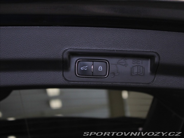 Ford Ostatní modely Explorer 3,0 PHEV Platinum 1.majit 2021