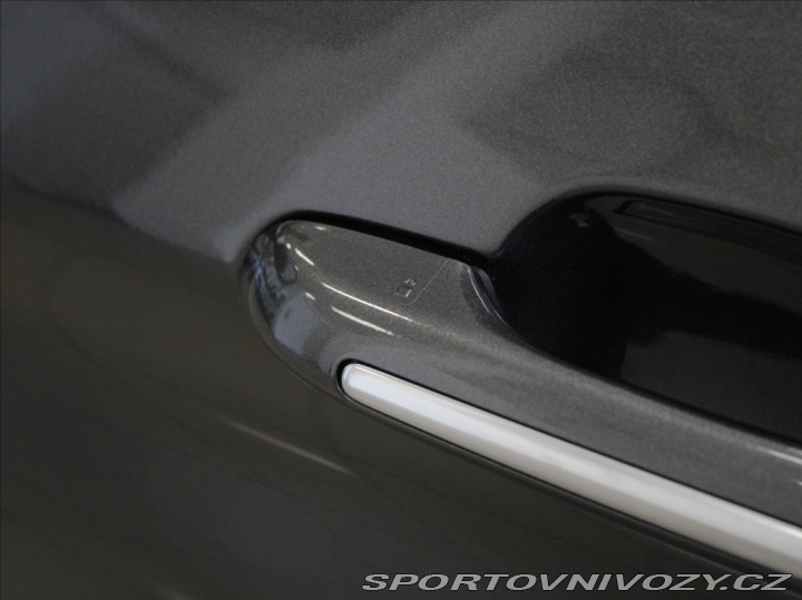Ford Ostatní modely Explorer 3,0 PHEV Platinum 1.majit 2021