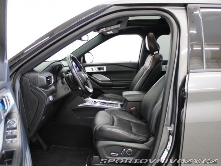 Ford Ostatní modely Explorer 3,0 PHEV Platinum 1.majit 2021