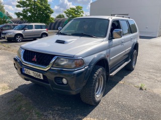 Mitsubishi  Pajero 2,5   SPORT