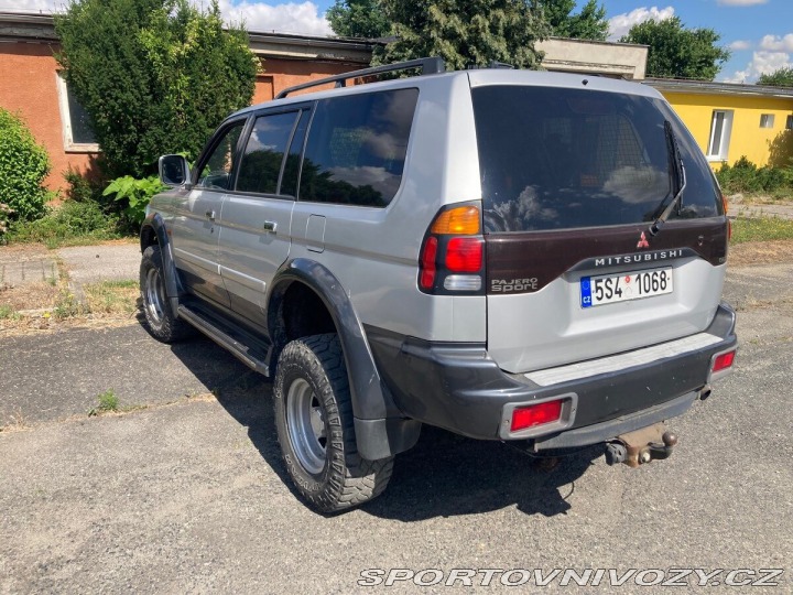 Mitsubishi Ostatní modely Pajero 2,5 SPORT 2003