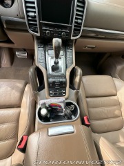Porsche Cayenne 4,8 Turbo V8 580ps 2011