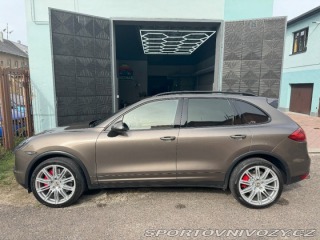 Porsche Cayenne 4,8 Turbo V8 580ps 2011