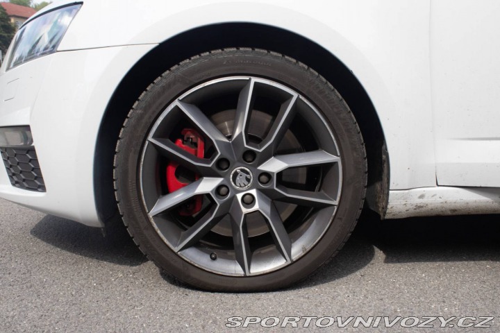 Škoda Octavia RS Combi 2.0 TSI RS DSG / A 2014