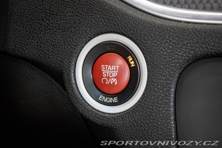 Dodge Charger SRT Hellcat 6.2L V8 2016