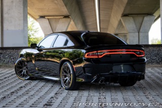 Dodge Charger SRT Hellcat 6.2L V8 2016