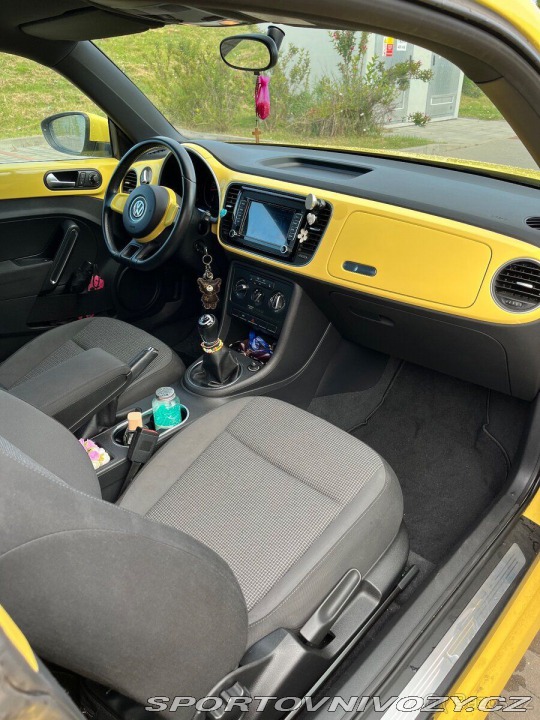 Volkswagen Beetle 2012