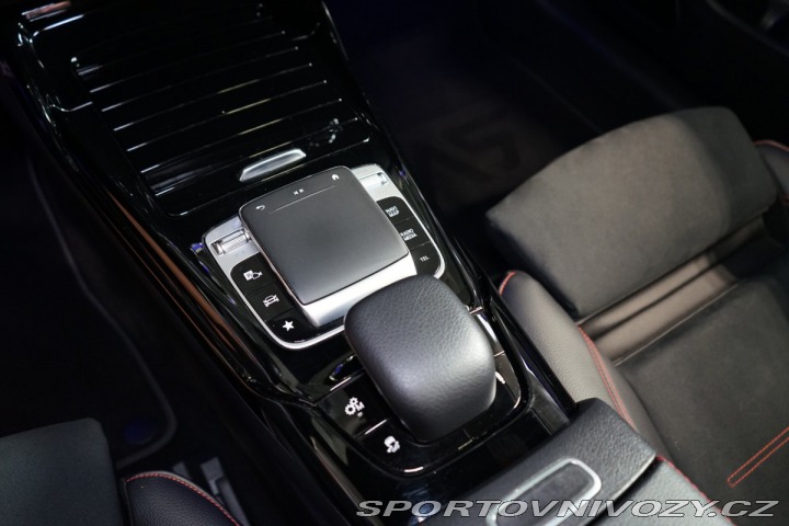 Mercedes-Benz A AMG*4M*AERO*PANO*360* 2019