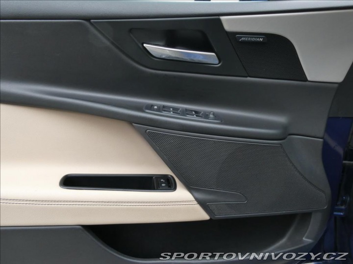 Jaguar XE 2,0 d, Prestige, 1.Maj.ČR 2016