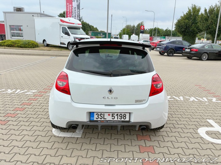 Renault Clio Sport RS R27 F1 Team 2008