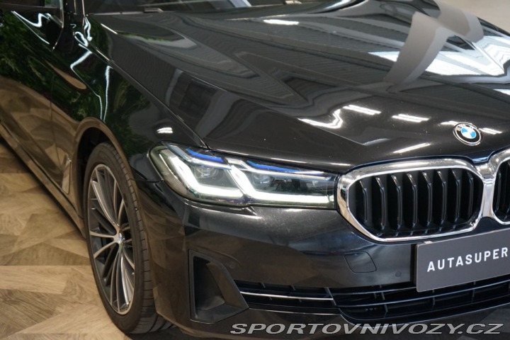 BMW 5 xDRIVE*TOURING*HUD*NEZ.TO 2021