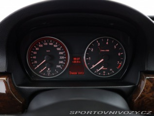 BMW 3 325 xi 2005