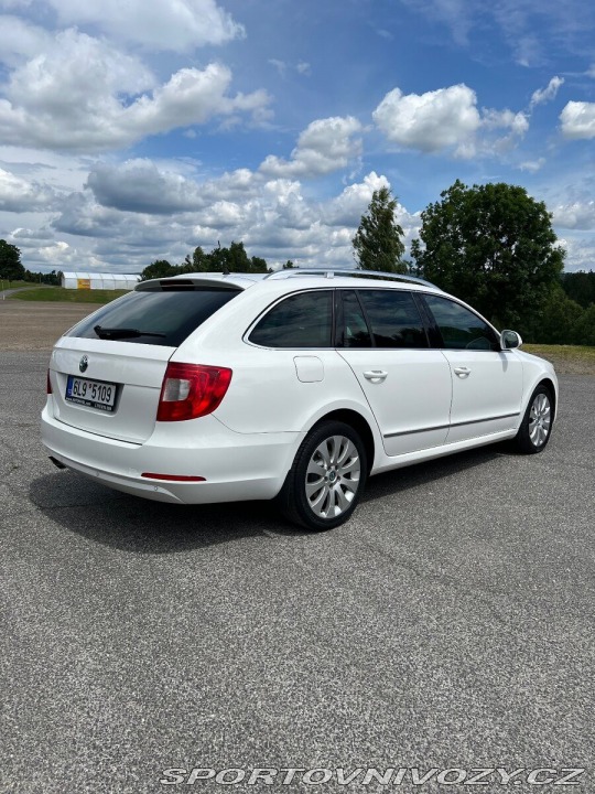 Škoda Superb 2,0 TDI 125 kW 2011
