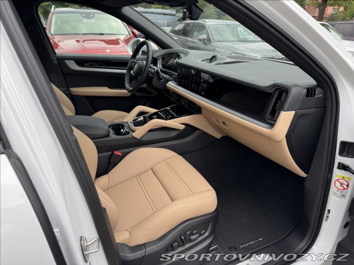 Porsche Cayenne E3 II Coupe Sport Chrono 2025