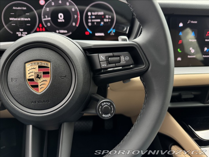 Porsche Cayenne E3 II Coupe Sport Chrono 2025