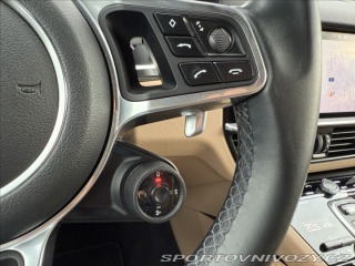 Porsche Cayenne Chrono vzduch 2018