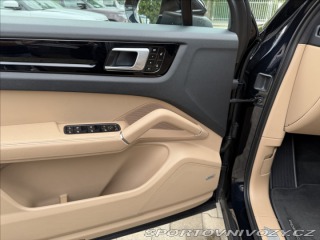 Porsche Cayenne Chrono vzduch 2018