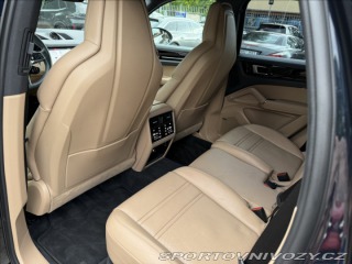 Porsche Cayenne Chrono vzduch 2018