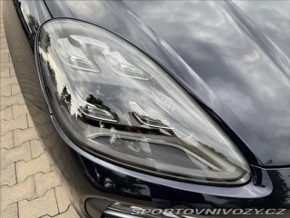 Porsche Cayenne Chrono vzduch 2018