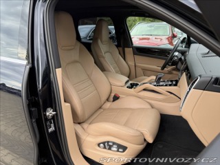 Porsche Cayenne Chrono vzduch 2018