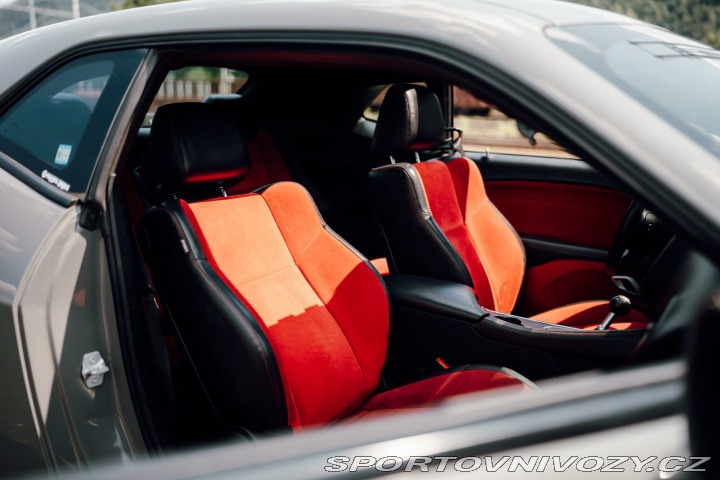 Dodge Challenger  2017