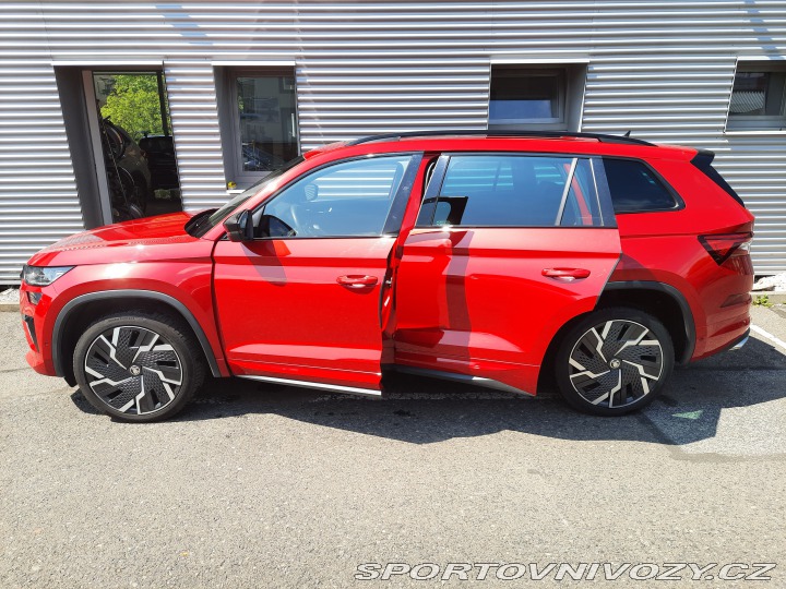 Škoda Kodiaq RS PANORAMA, NEZ.TOPENÍ 2021
