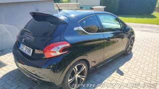 Peugeot 208 GTi  2013
