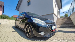 Peugeot 208 GTi  2013