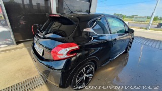 Peugeot 208 GTi  2013
