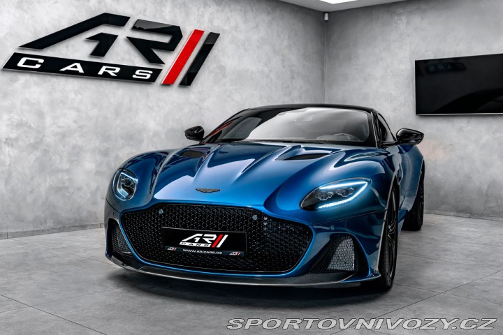 Aston Martin DBS  2023