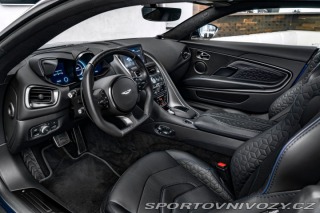 Aston Martin DBS  2023
