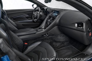 Aston Martin DBS  2023