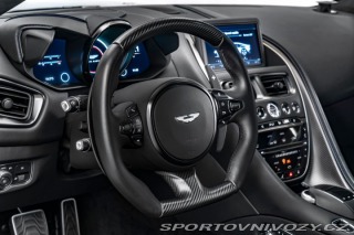 Aston Martin DBS  2023