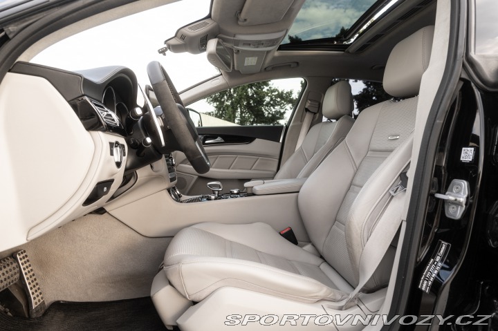 Mercedes-Benz CLS 63 S AMG Shooting Brake 2013