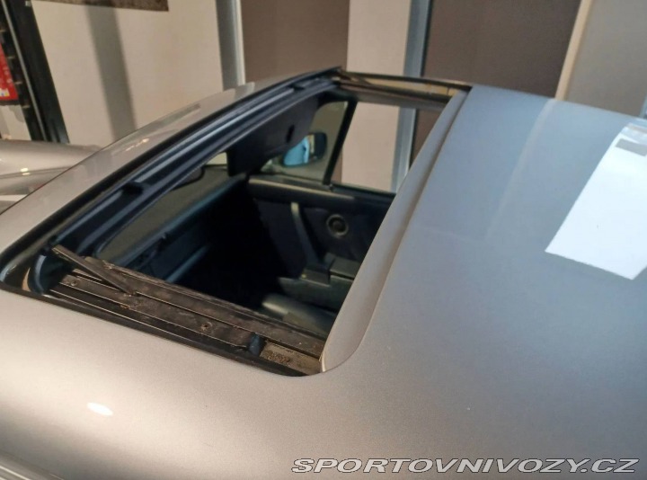 Porsche Carrera GT Carrera 4 Coupé 1996