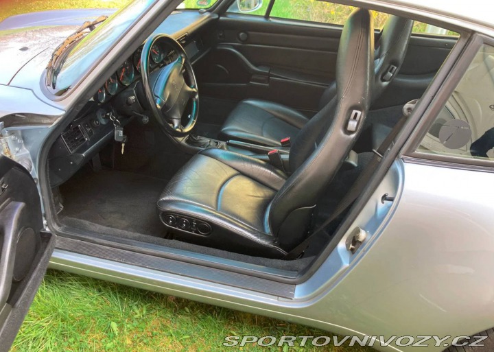 Porsche Carrera GT Carrera 4 Coupé 1996