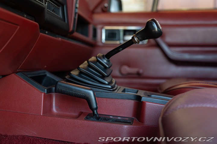 Ostatní značky Ostatní modely Jeep CHEROKEE 2.8 V6 1985