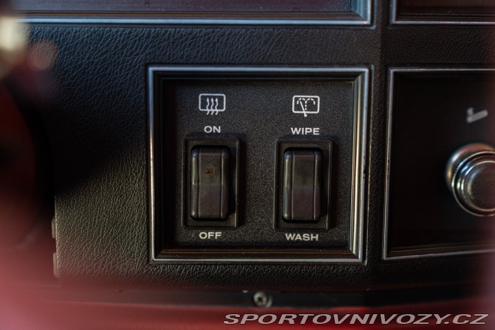 Ostatní značky Ostatní modely Jeep CHEROKEE 2.8 V6 1985