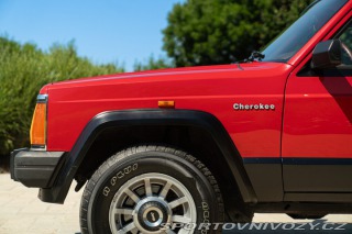 Ostatní značky Ostatní modely Jeep CHEROKEE 2.8 V6 1985
