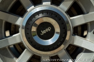 Ostatní značky Ostatní modely Jeep CHEROKEE 2.8 V6 1985