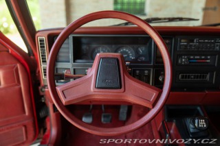 Ostatní značky Ostatní modely Jeep CHEROKEE 2.8 V6 1985