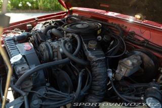Ostatní značky Ostatní modely Jeep CHEROKEE 2.8 V6 1985