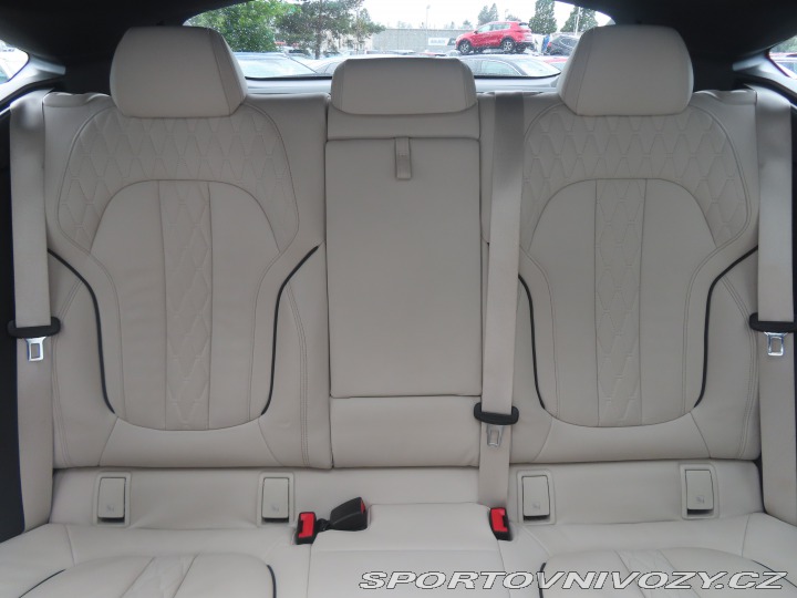 BMW X6 M Paket xDrive40d 2021