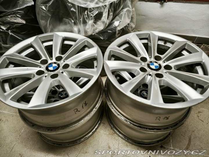 BMW 5 2,0   520D xDrive po face 2014