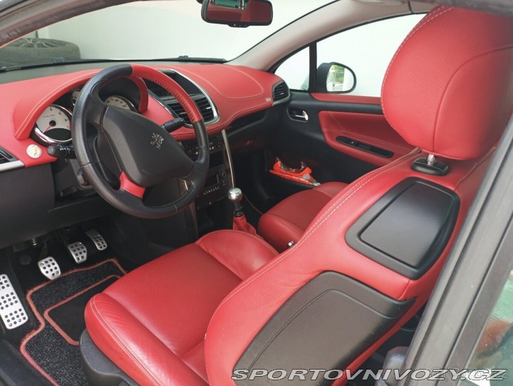 Peugeot 207 CC cc 16 v benzín 2010