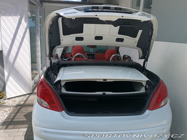 Peugeot 207 CC cc 16 v benzín 2010