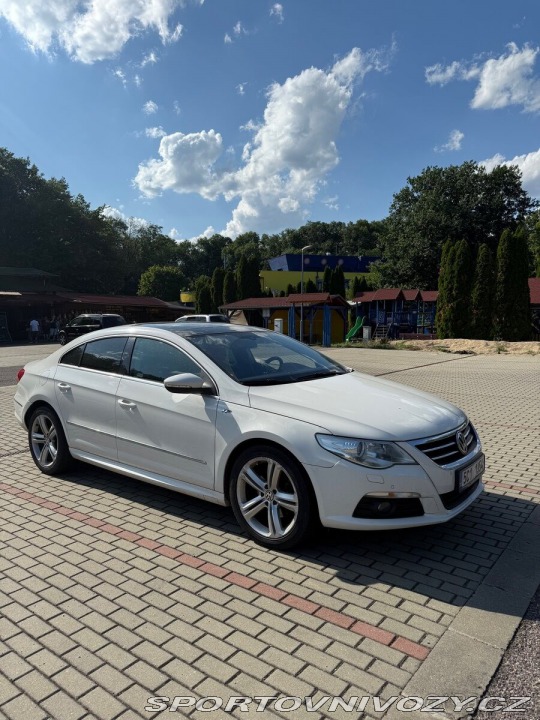 Volkswagen Passat CC CC 2,0   R-line 2010