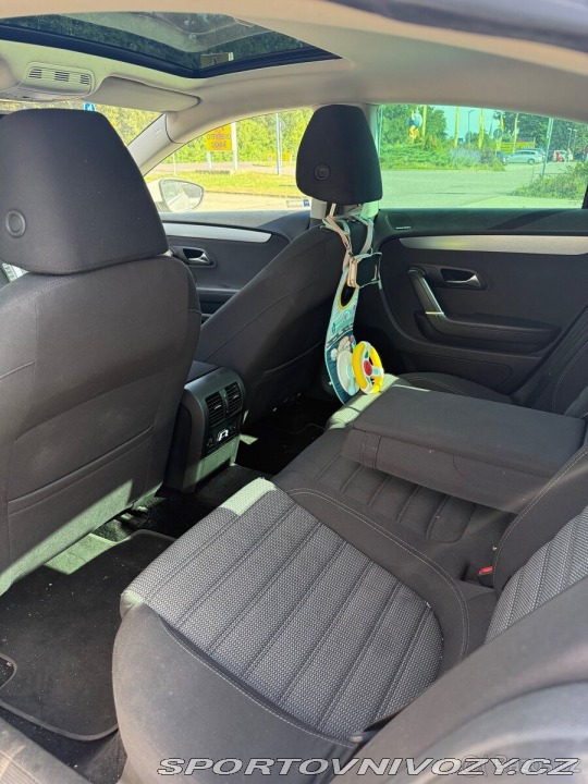 Volkswagen Passat CC CC 2,0 R-line 2010
