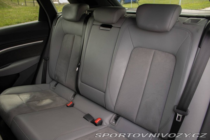 Audi Ostatní modely E-tron  50 quattro S Line, matri 2020